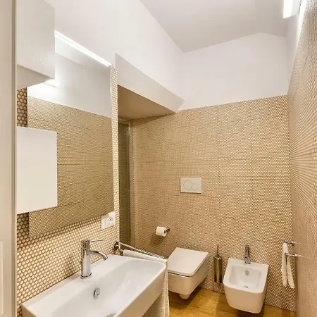 Vecchia Porta 14 * モノーポリ